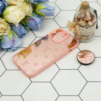 قاب محافظ لنزدار آینه ای + پاپ سوکت طرح LV صورتی iPhone 13 Pro
