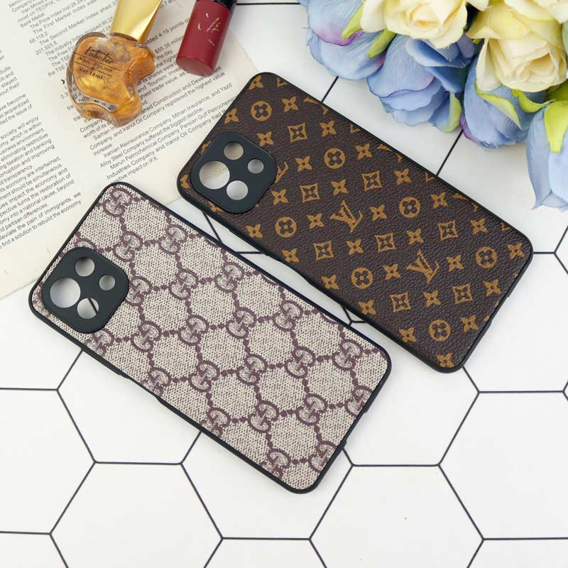 قاب محافظ لنزدار چرمی لاکچری Xiaomi Mi 11 Lite
