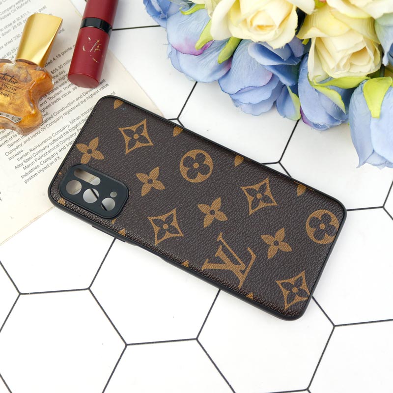 قاب محافظ لنزدار چرمی لاکچری Xiaomi Poco M3 Pro