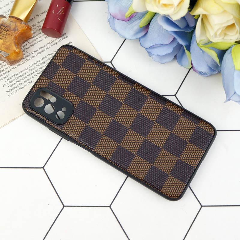 قاب محافظ لنزدار چرمی لاکچری Xiaomi Poco M3 Pro