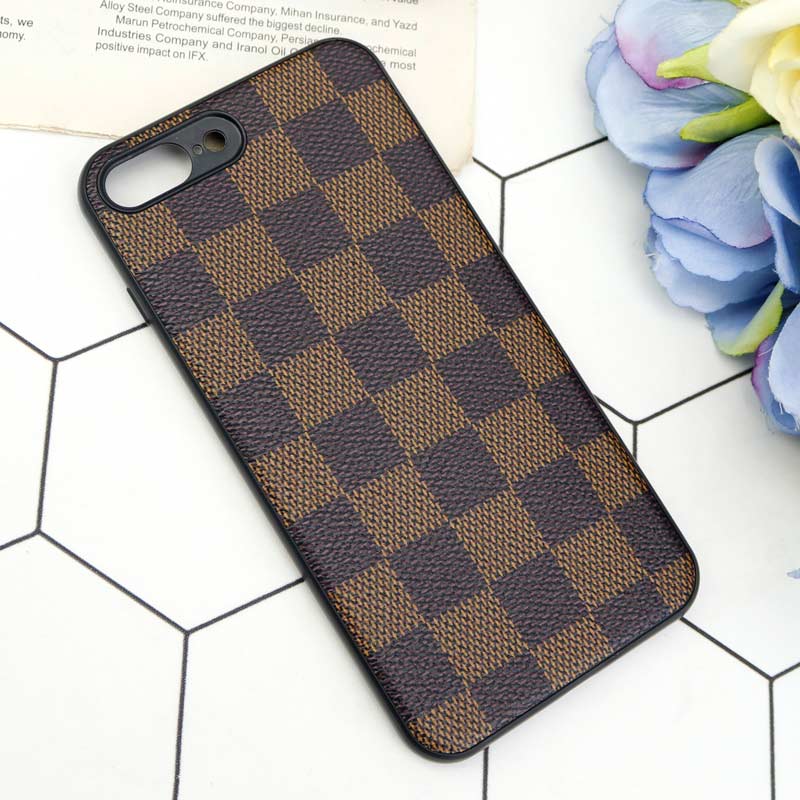 قاب محافظ لنزدار چرمی لاکچری آیفون iPhone 7 Plus / 8 Plus