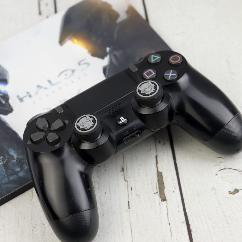 روکش آنالوگ دسته بازی Play Station/XBOX طرح Black Panther طوسی