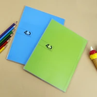 دفتر 40 برگ ساده رنگی نهال مکث کد 9402