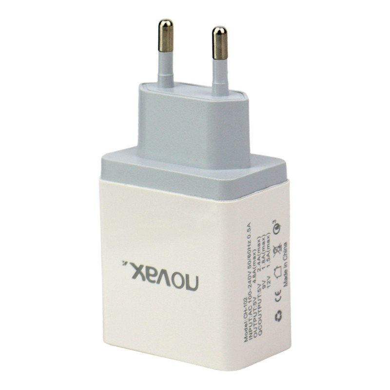شارژر دیواری فست شارژ Novax Ch-102 3Port QC3 2.4A PD + کابل آیفونی