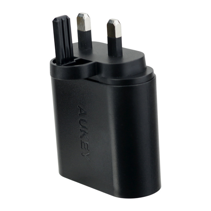 شارژر دیواری فست شارژ Aukey PA-T16 2Port 3A QC3 PD 36W + کابل میکرو یو اس بی
