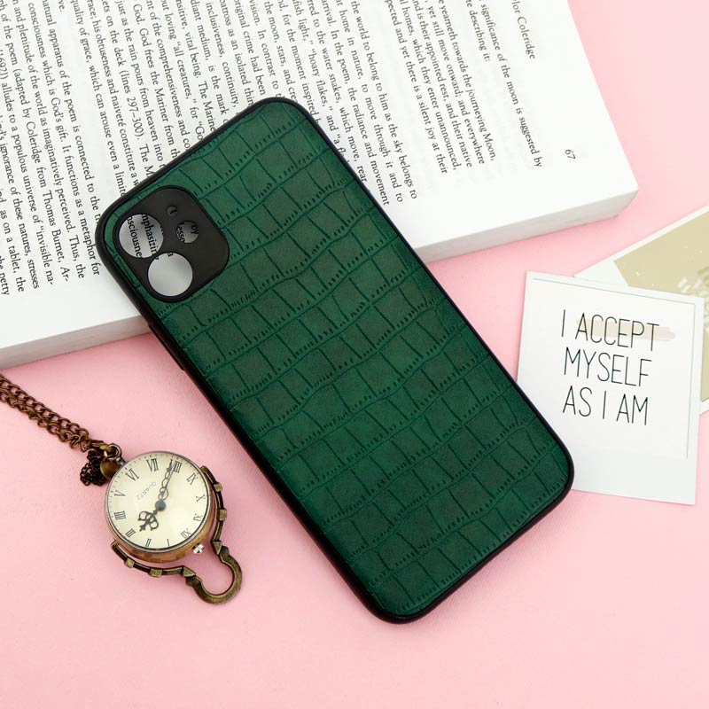 قاب محافظ لنزدار چرمی کروکودیل iPhone 11