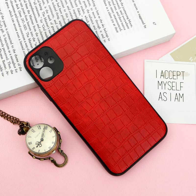 قاب محافظ لنزدار چرمی کروکودیل iPhone 11