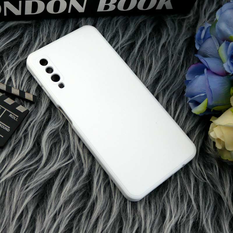 قاب طرح سیلیکونی داخل موکت محافظ لنزدار Samsung Galaxy A7 2018
