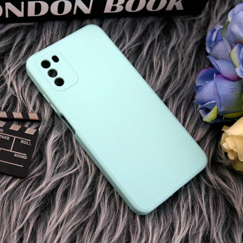 قاب طرح سیلیکونی داخل موکت محافظ لنزدار Xiaomi Poco M3