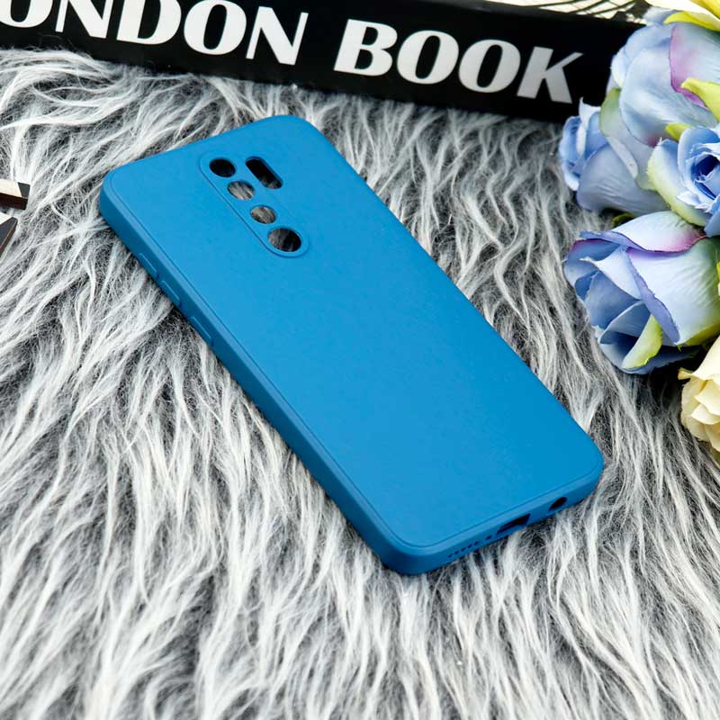 قاب طرح سیلیکونی داخل موکت محافظ لنزدار Xiaomi Redmi Note 8 Pro