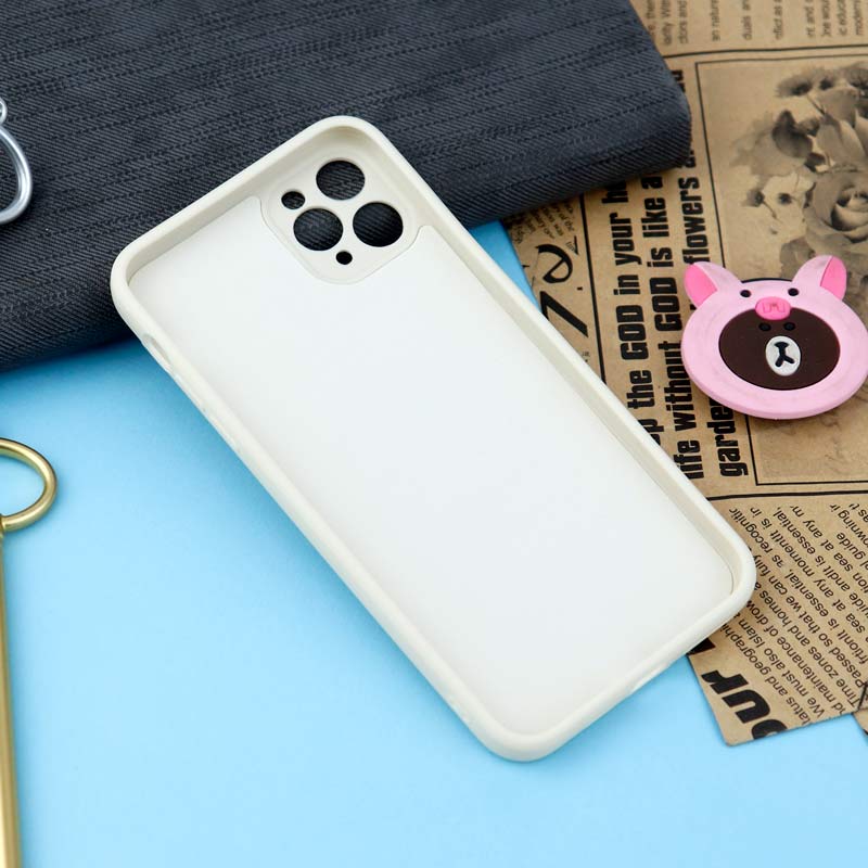 قاب سیلیکونی عروسکی کارل محافظ لنزدار iPhone 11 Pro Max