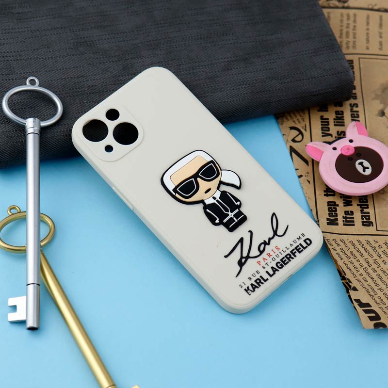 قاب سیلیکونی عروسکی کارل محافظ لنزدار iPhone 13