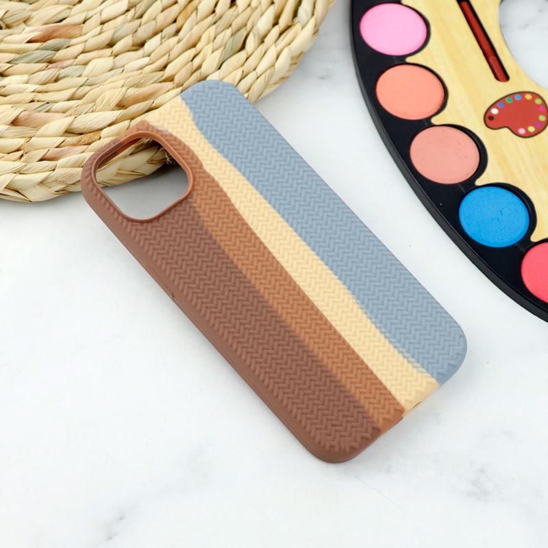 قاب سیلیکونی رنگین کمانی طرح بافت iPhone 13