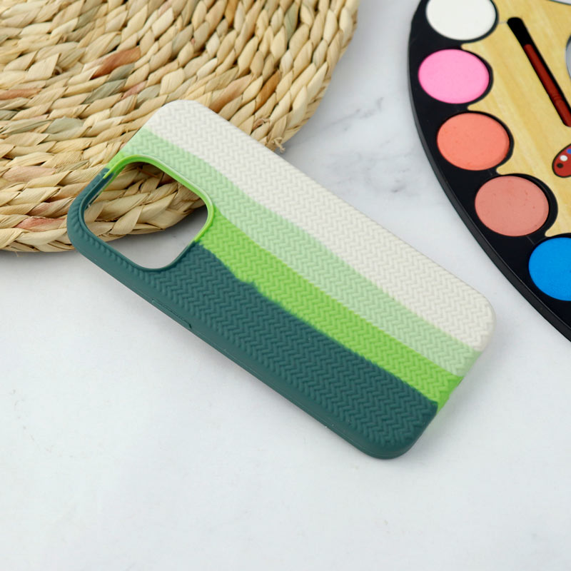 قاب سیلیکونی رنگین کمانی طرح بافت iPhone 13 Pro