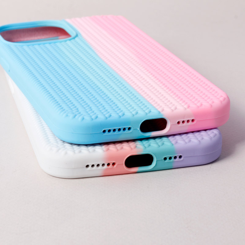 قاب سیلیکونی رنگین کمانی طرح بافت iPhone 13 Pro Max