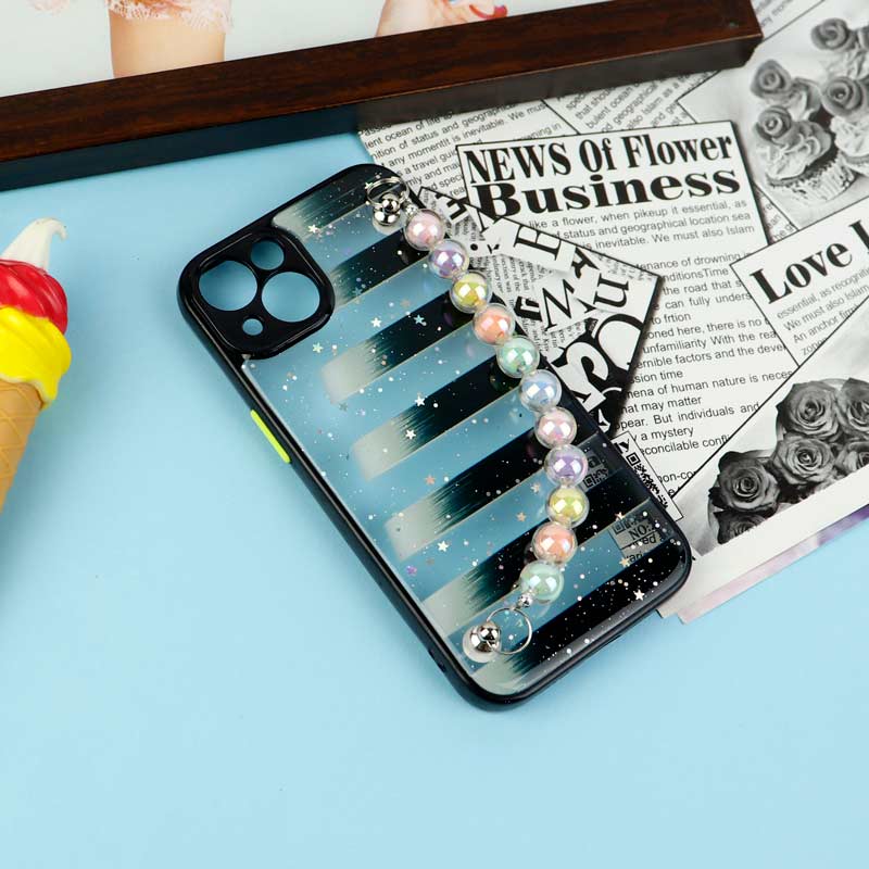 قاب فانتزی بند مرواریدی محافظ لنزدار iPhone 13