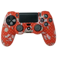 روکش دسته بازی PS4 طرح گل زمینه قرمز
