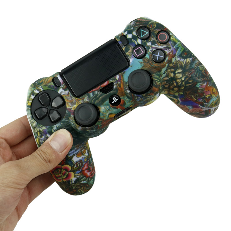 روکش دسته بازی PS4 طرح گل و اژدها زمینه سبز