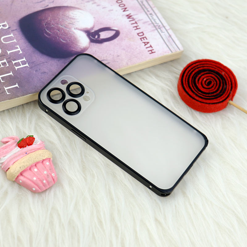 قاب ضربه گیر پشت مات پامپر Q.Series محافظ لنزدار iPhone 13 Pro