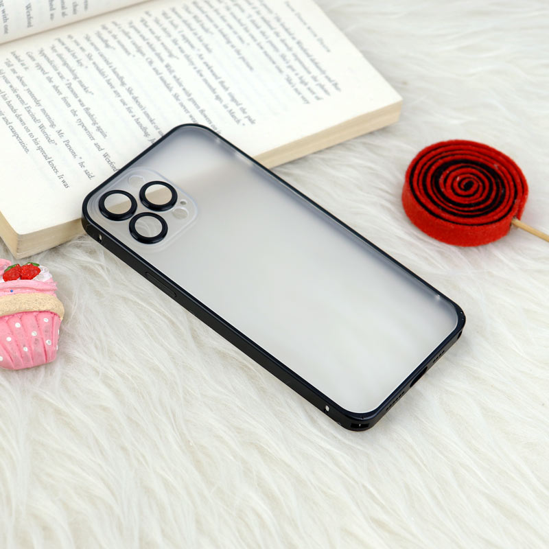 قاب ضربه گیر پشت مات پامپر Q.Series محافظ لنزدار iPhone 13 Pro Max