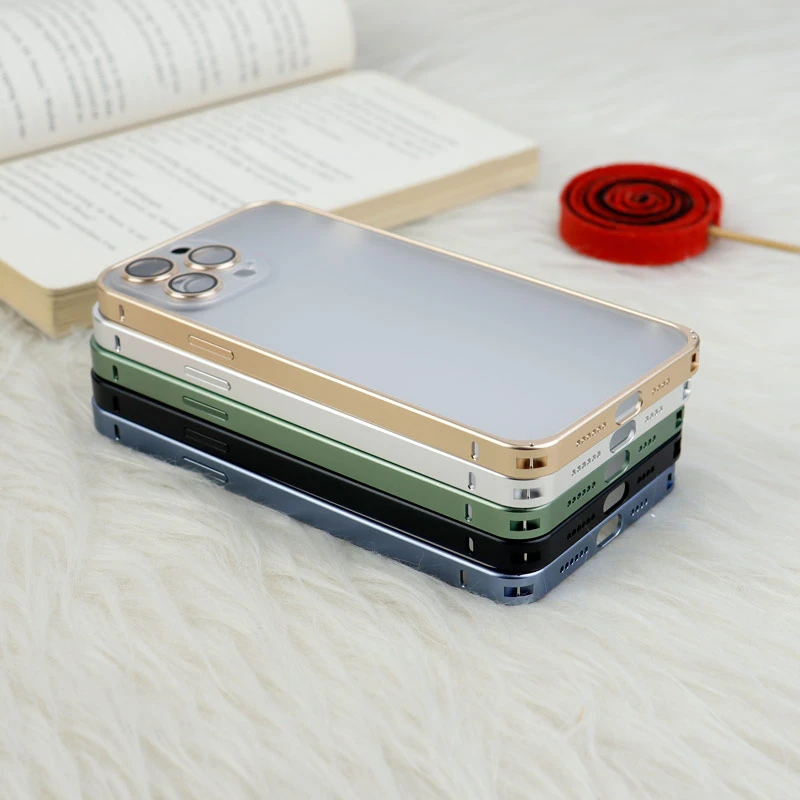 قاب ضربه گیر پشت مات پامپر Q.Series محافظ لنزدار iPhone 13 Pro Max