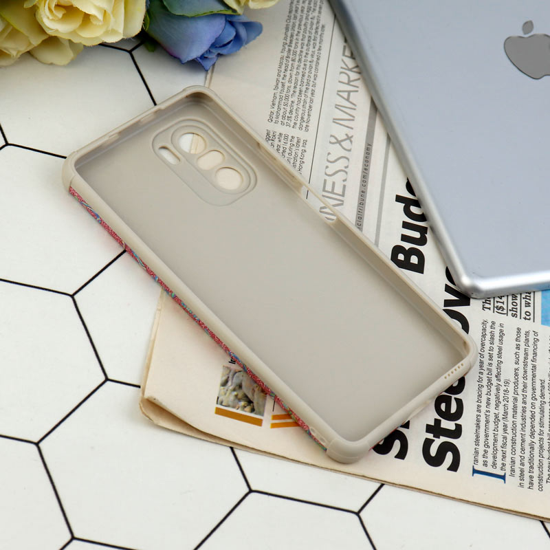 قاب شاینی سواروسکی محافظ لنزدار طرح لاتین Xiaomi Poco F3