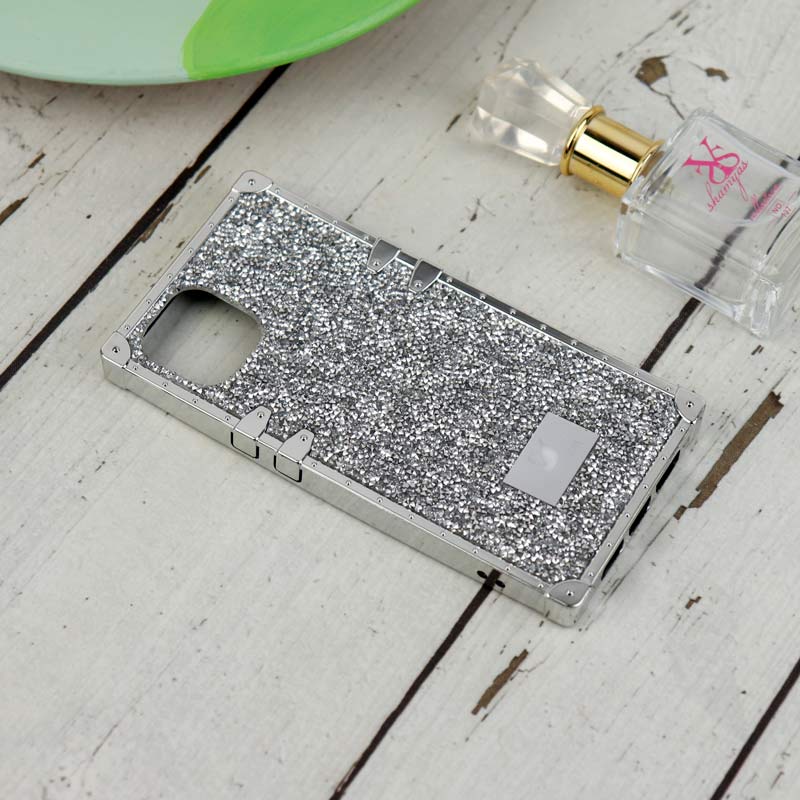 قاب شاینی Swarovski صندوقی iPhone 13