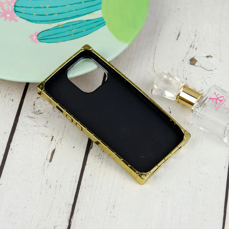 قاب شاینی Swarovski صندوقی iPhone 13 Pro
