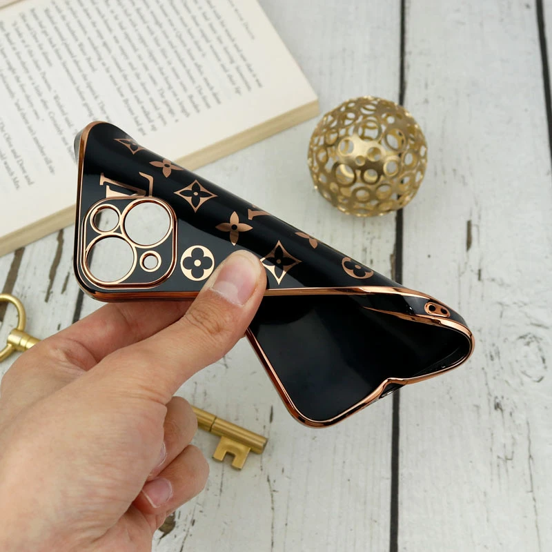 قاب LV براق My Case محافظ لنزدار iPhone 13