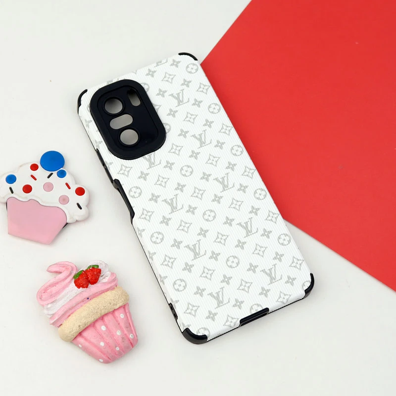 قاب کبریتی طرحدار محافظ لنزدار Xiaomi Poco F3