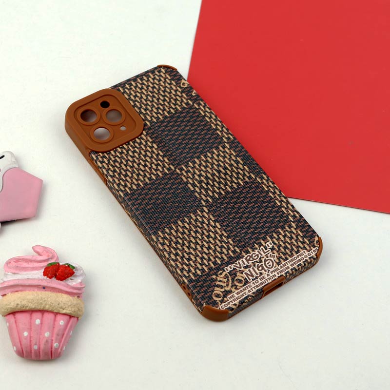 قاب کبریتی طرحدار محافظ لنزدار iPhone 11 Pro Max