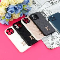 قاب چرمی LV محافظ لنزدار iPhone 13 Pro