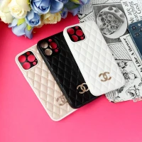 قاب چرمی Gucci محافظ لنزدار iPhone 13 Pro Max