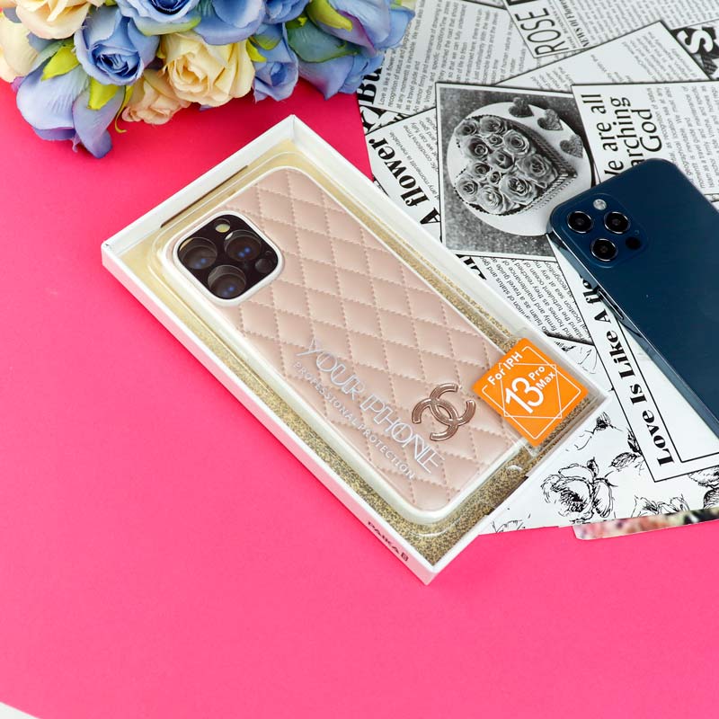 قاب چرمی Gucci محافظ لنزدار iPhone 13 Pro Max