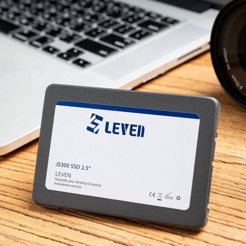 حافظه SSD لون LEVEN JS-300 240GB