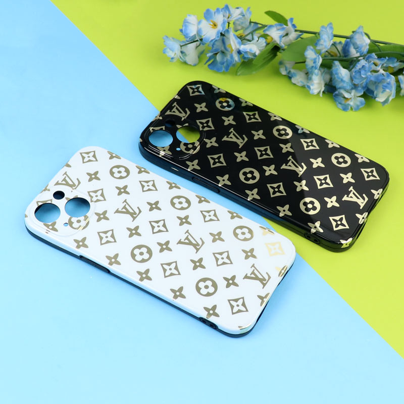 قاب ژله ای LV محافظ لنزدار iPhone 13