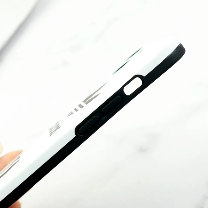 قاب طرحدار بوتر محافظ لنزدار iPhone 13