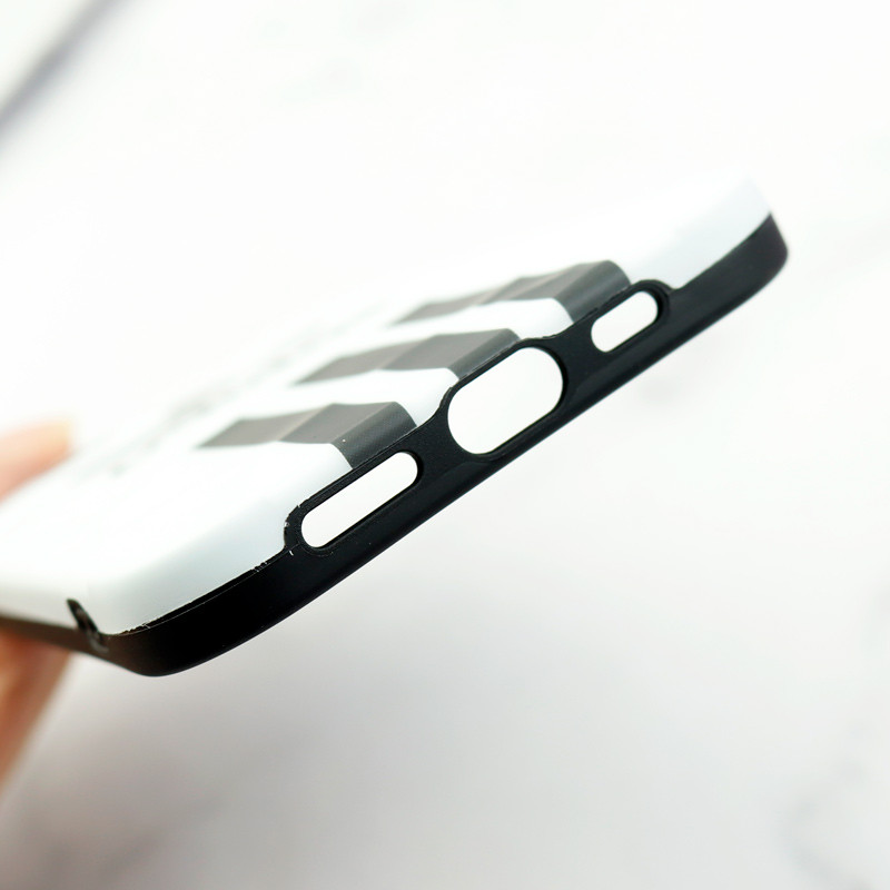 قاب طرحدار بوتر محافظ لنزدار iPhone 13
