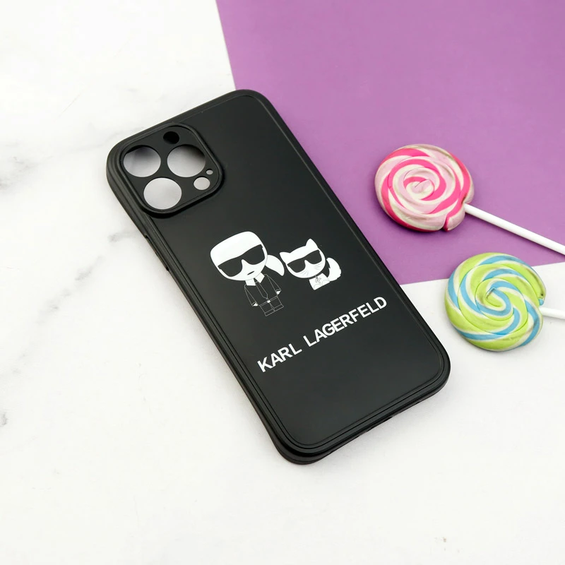 قاب طرحدار بوتر محافظ لنزدار iPhone 13 Pro Max کارل مشکی