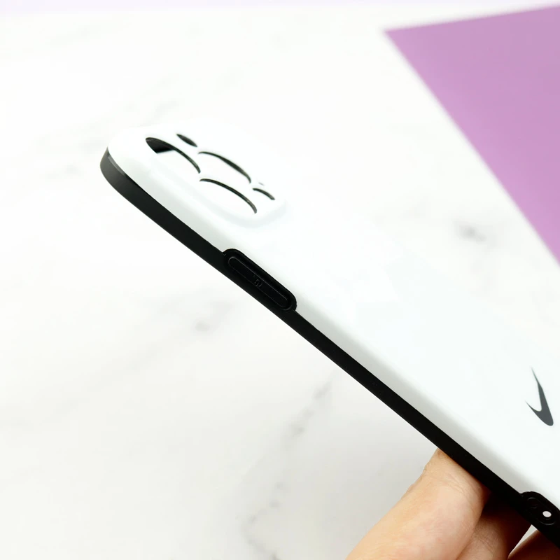 قاب طرحدار بوتر محافظ لنزدار iPhone 13 Pro Max