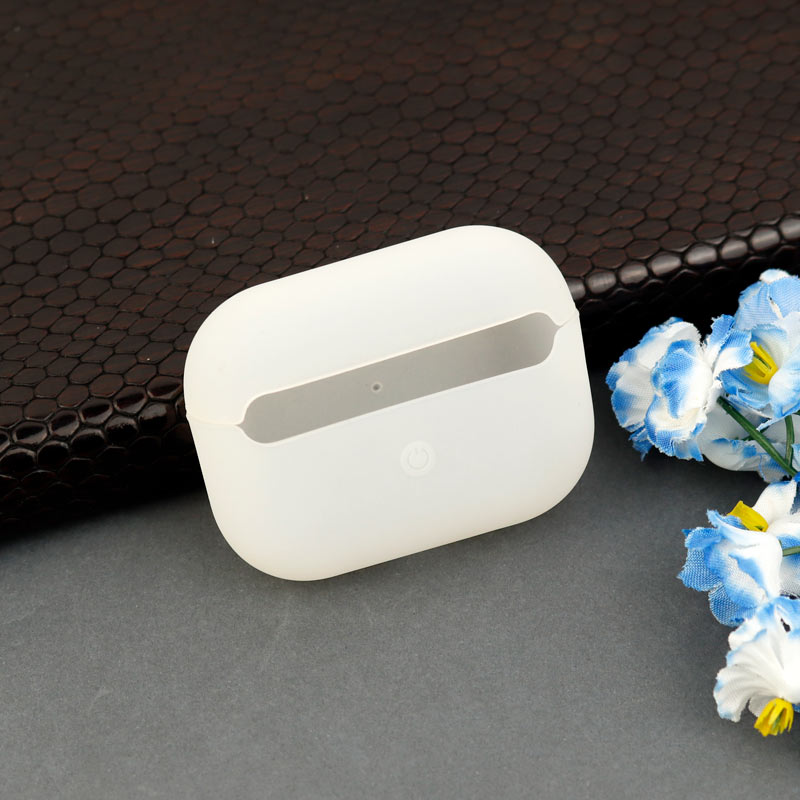 محافظ AirPods Pro بی رنگ