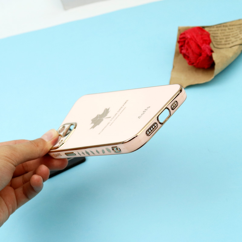 قاب براق My Case طرح برگ محافظ لنزدار iPhone 13 صورتی