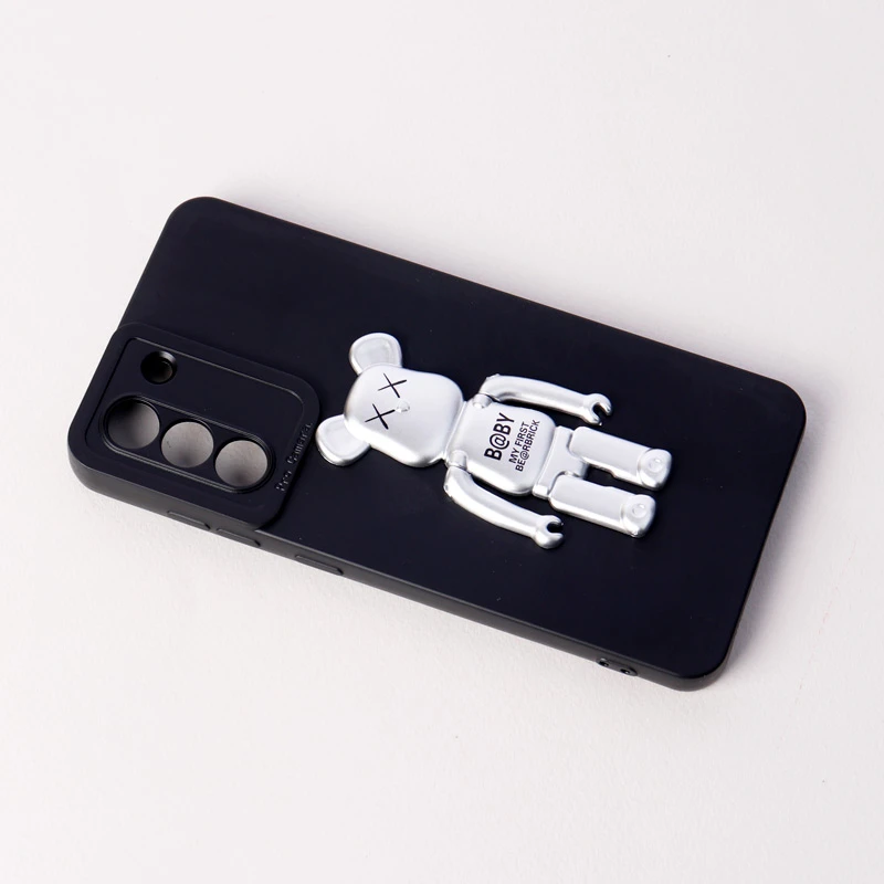 قاب سیلیکونی Bearbrick محافظ لنزدار Samsung Galaxy S21 FE 5G