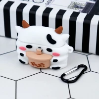 محافظ AirPods Pro سیلیکونی گاو سفید