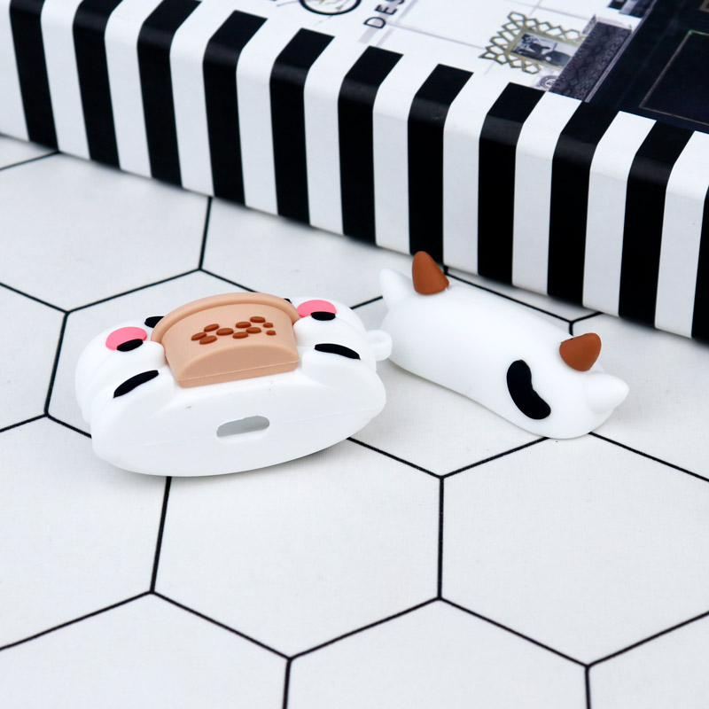 محافظ AirPods Pro سیلیکونی گاو سفید