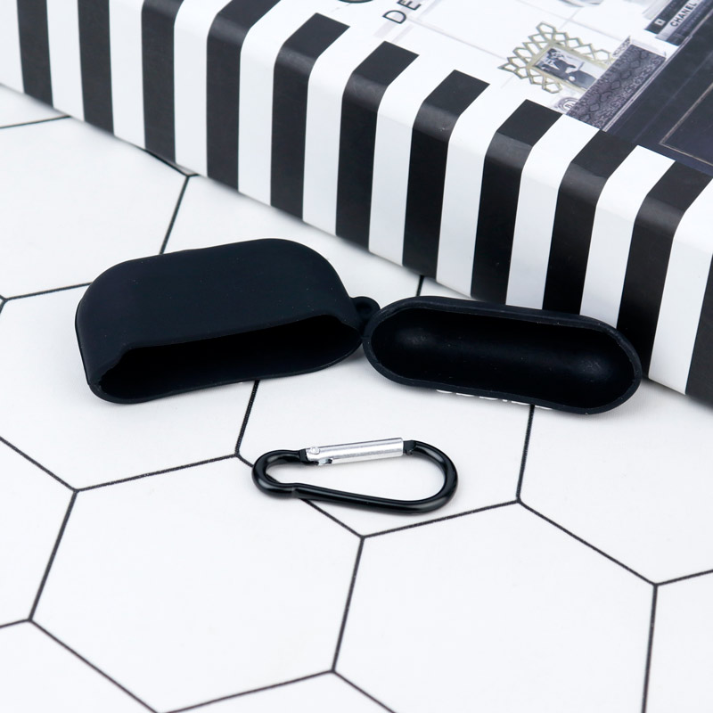 محافظ AirPods Pro سیلیکونی آدیداس مشکی