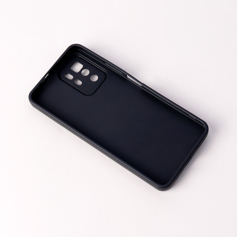 قاب سیلیکونی Bearbrick محافظ لنزدار Xiaomi Poco X3 GT مشکی