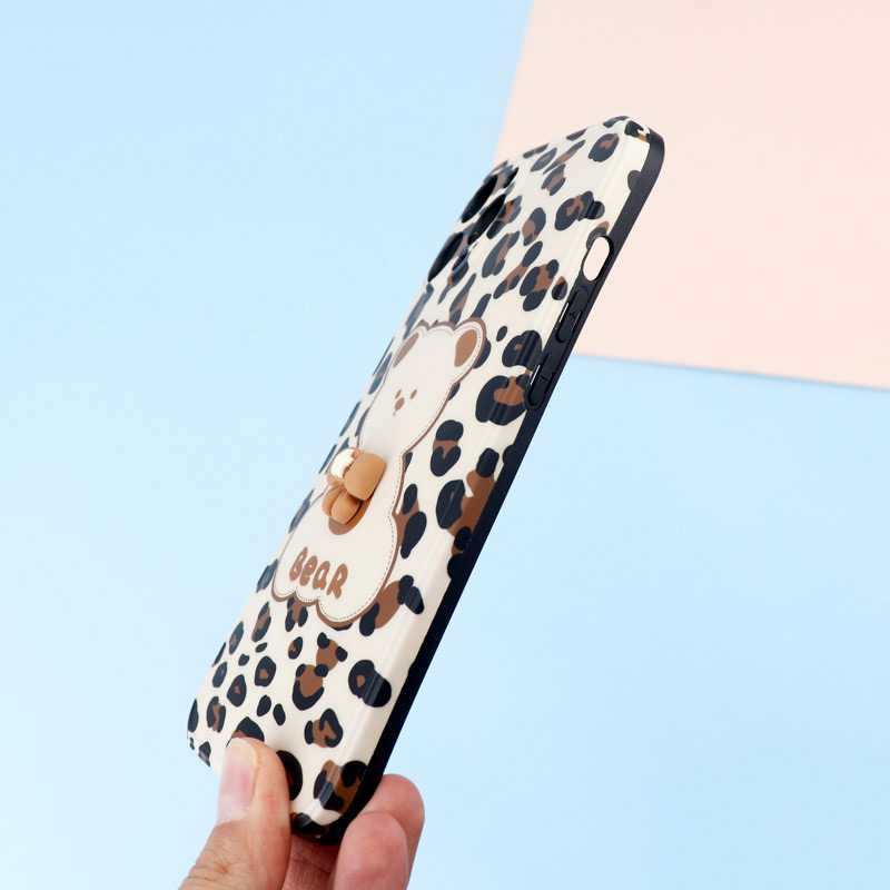 قاب طرحدار پلنگی Bear محافظ لنزدار iPhone 12 Pro Max