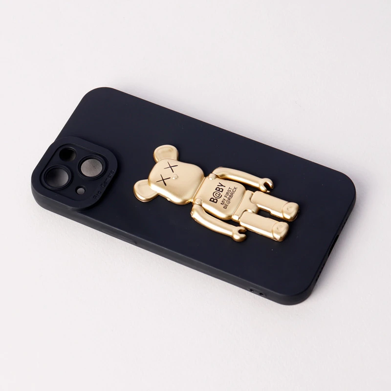 قاب سیلیکونی Bearbrick محافظ لنزدار iPhone 13