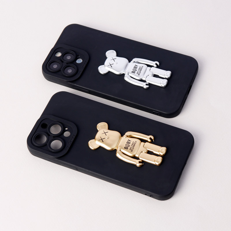 قاب سیلیکونی Bearbrick محافظ لنزدار iPhone 13 Pro Max
